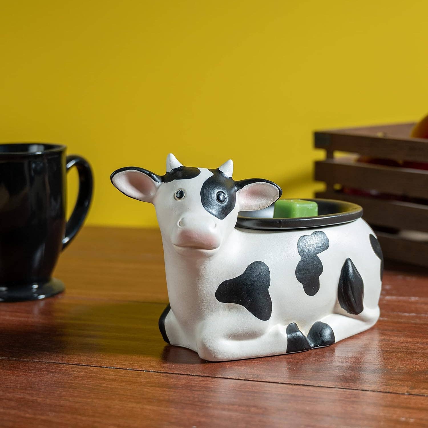 Bessy Cow Fragrance & Wax Electric Warmer
