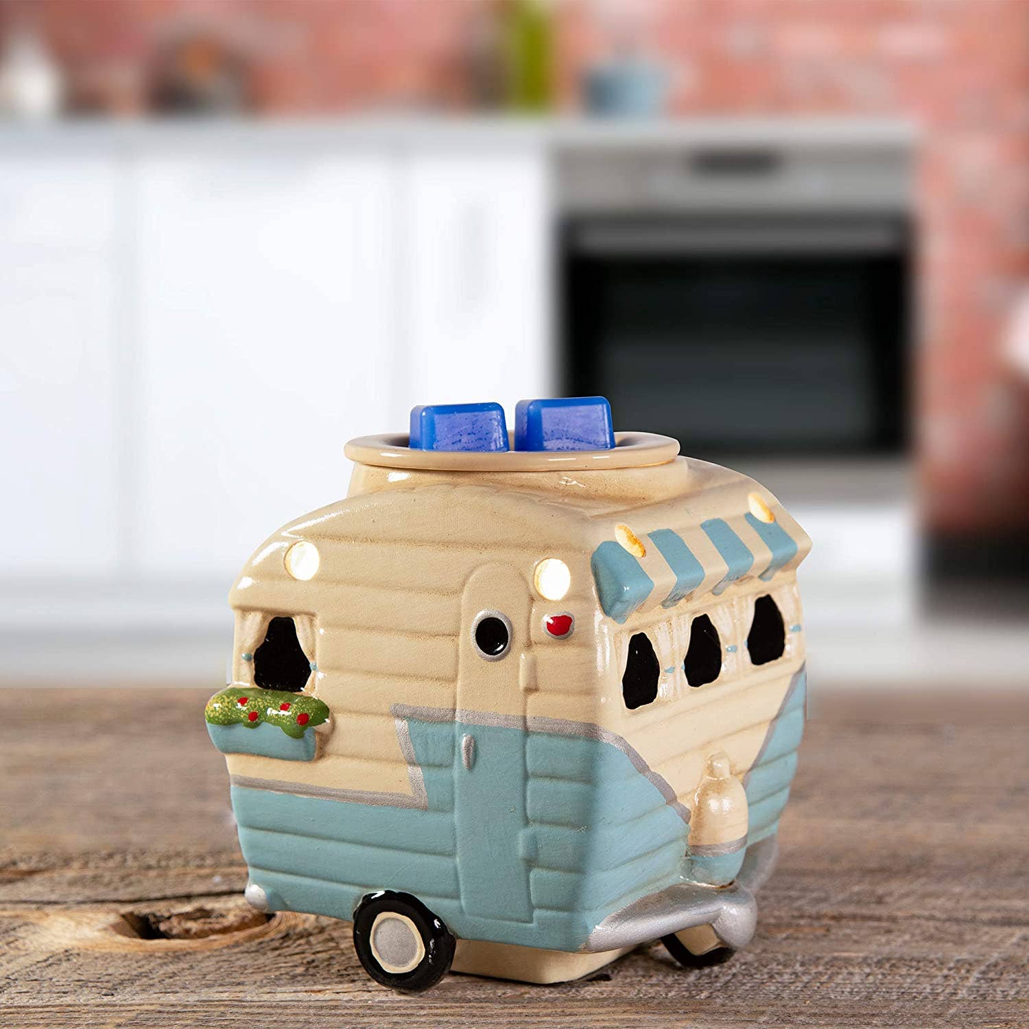 Camper Retro Fragrance and Wax Warmer
