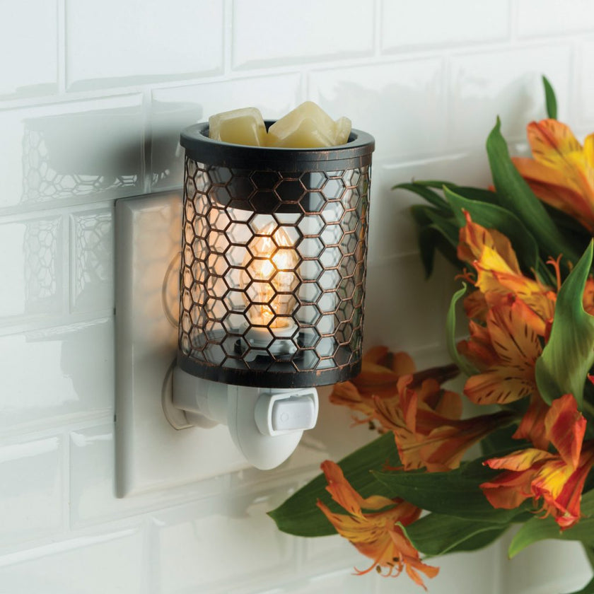 Chicken Wire Vintage Plug-in Warmer