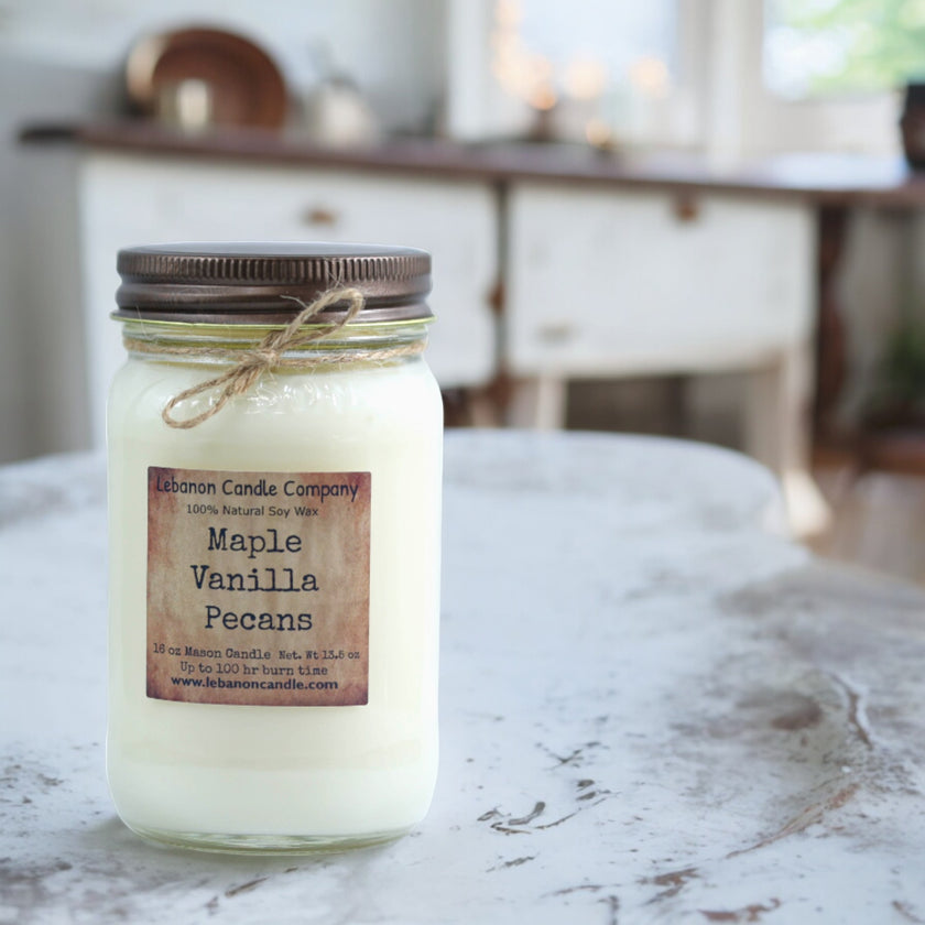 Maple Vanilla Pecans Candle