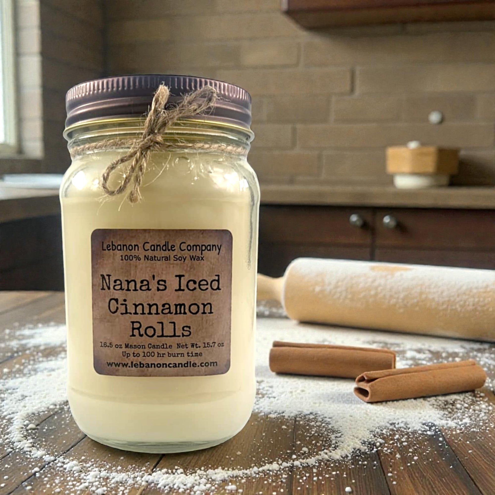 Nana's Iced Cinnamon Rolls Candle