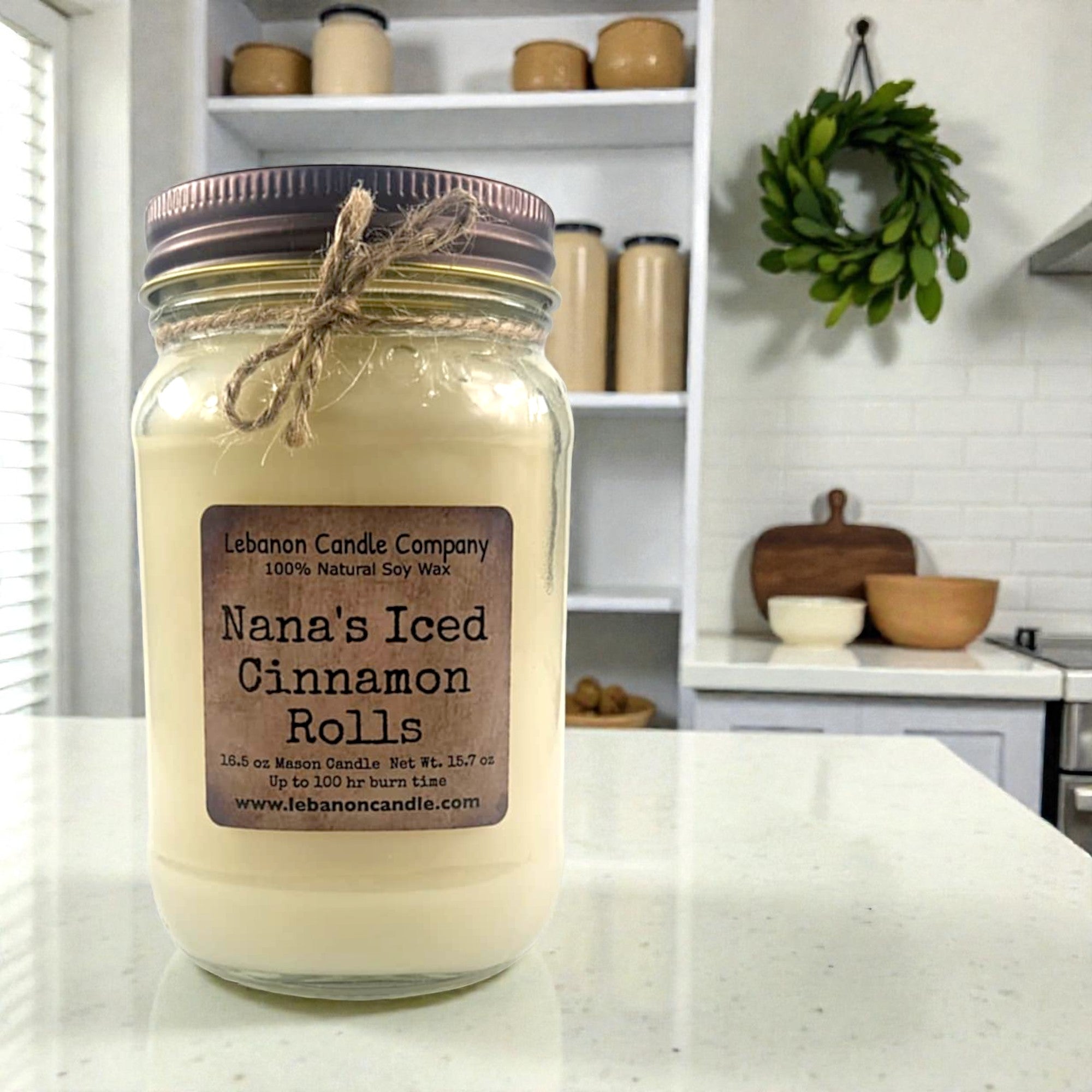Nana's Iced Cinnamon Rolls Candle