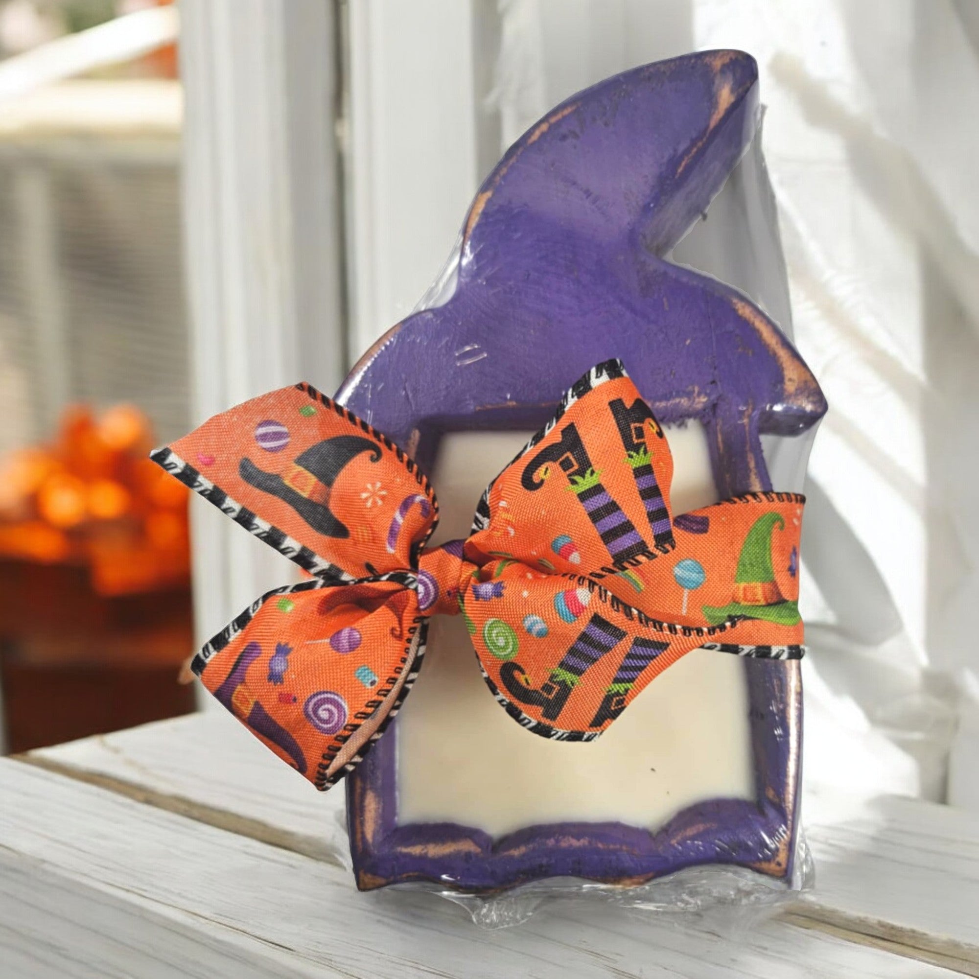 Halloween Witch Wooden Dough Bowl Candle